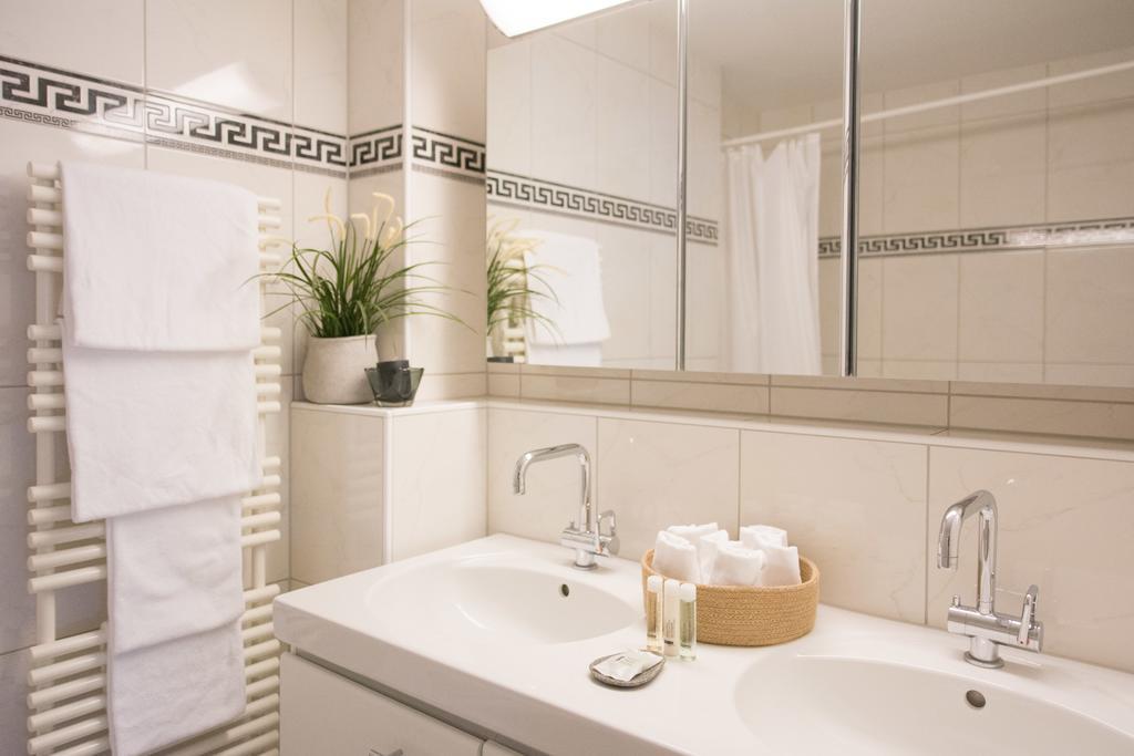 Top City Center Location By Airhome Zug Exterior foto